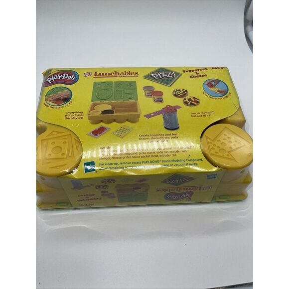 lunchables play-doh Pizza Pepperoni By Hasbro New In Package - Picture 3 of 3